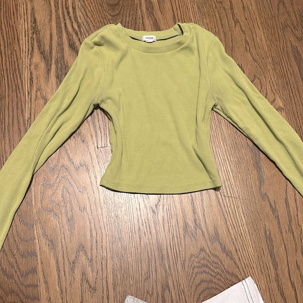 GARAGE tee, gorgeous olive green 🫒